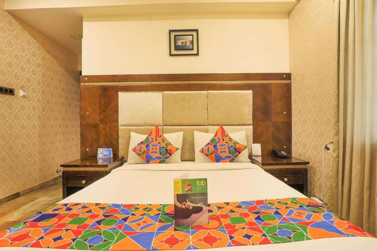 Fabhotel Frazer Suites - Nr Bangalore Cantt Railway Station Kültér fotó